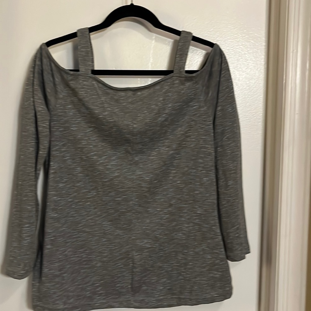 Cold shoulder top
